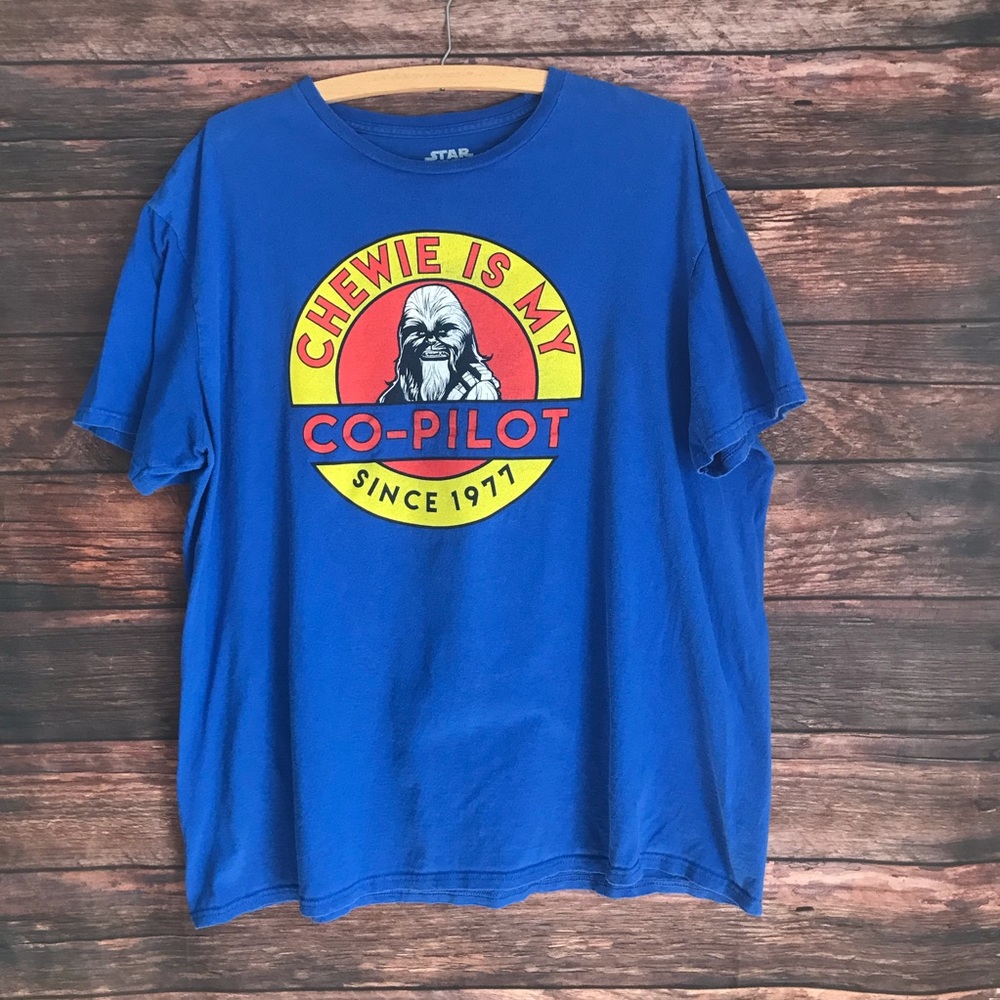 Star-wars Chewie is my co pilot Men’s Size XL Blue T shirt